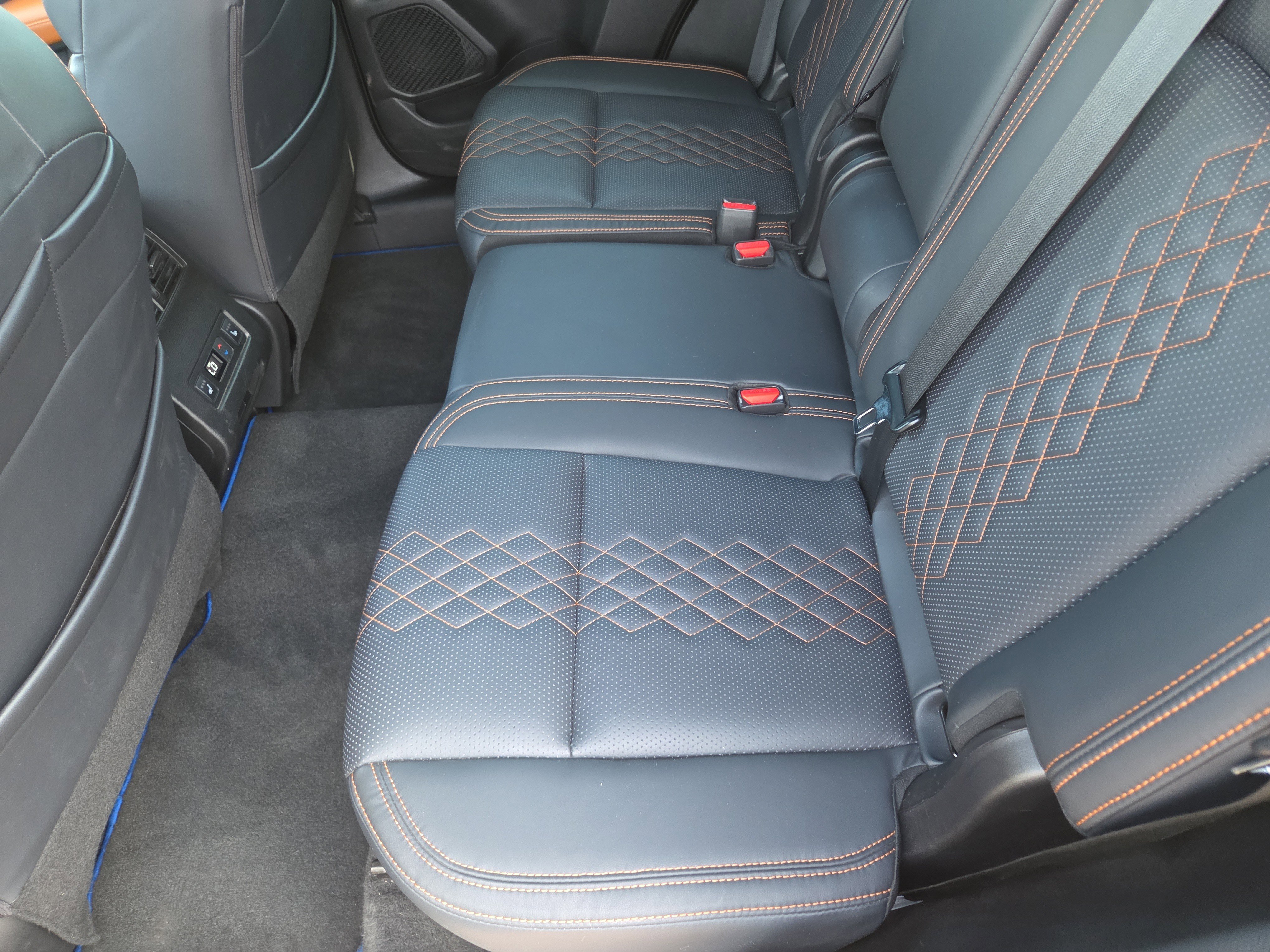 Used 2023 Mitsubishi Outlander SEL image 22