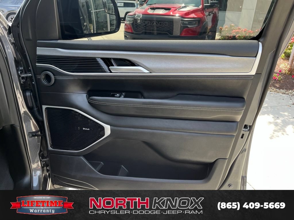 New 2026 Jeep Grand Wagoneer Limited AWD/4WD image 31