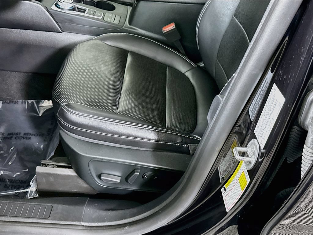 Used 2022 Ford Escape SEL w/ Technology Package AWD/4WD image 25