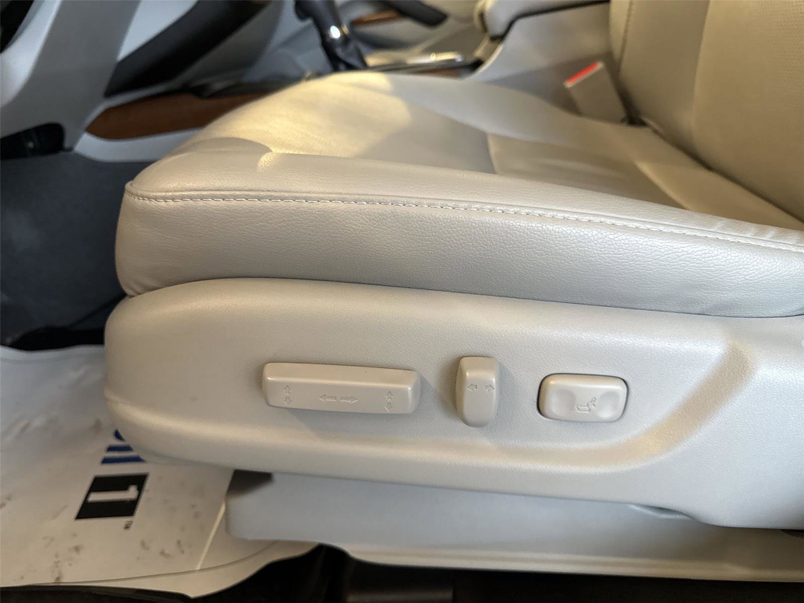 Used 2018 Acura RDX AWD w/ Advance Package image 14