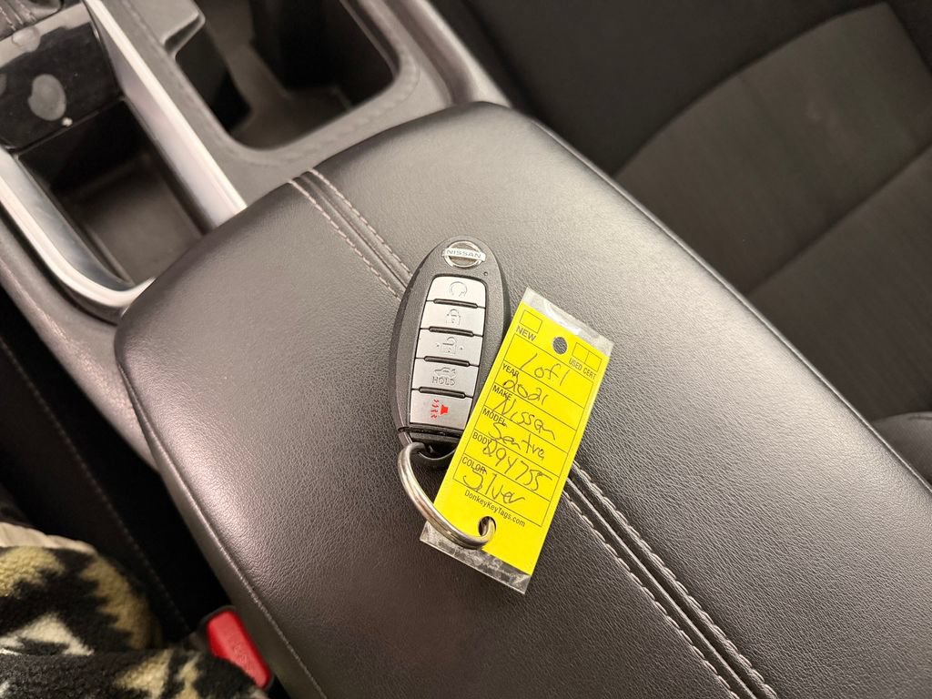 Used 2021 Nissan Sentra SV FWD image 23