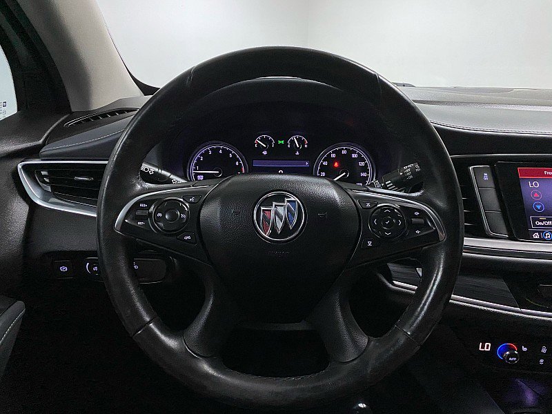 Used 2021 Buick Enclave Preferred image 17