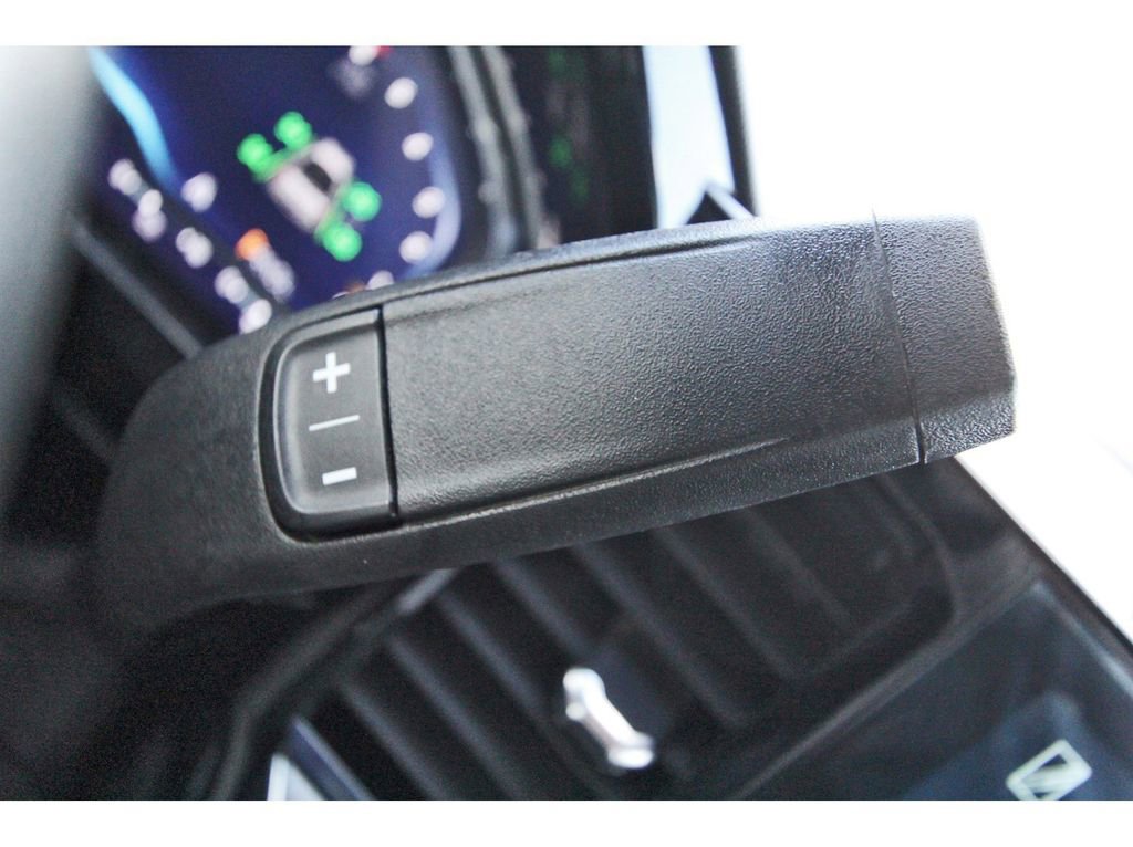 Used 2024 Chevrolet Silverado 1500 LT w/ All Star Edition Plus image 17