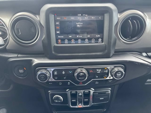 Used 2022 Jeep Wrangler Unlimited Sport AWD/4WD image 18