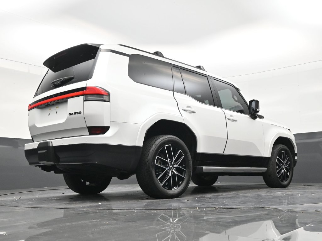 Used 2024 Lexus GX 550 w/ Cold Area Package AWD/4WD image 24