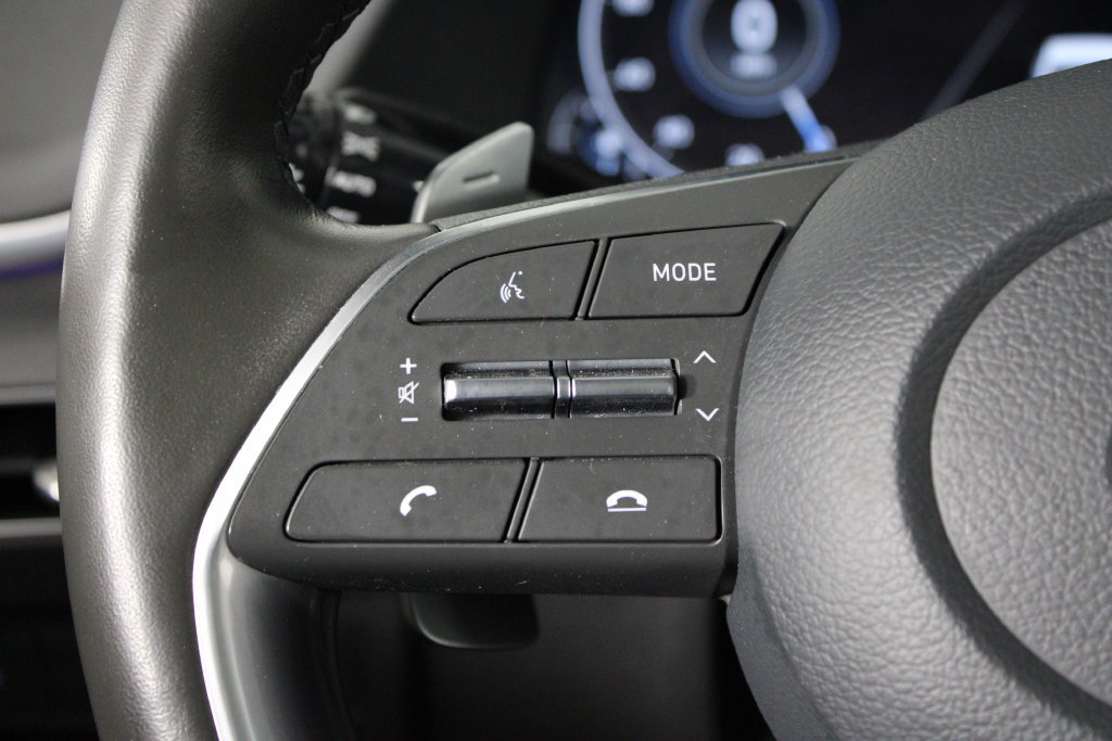 Certified 2023 Hyundai Sonata Limited FWD image 28