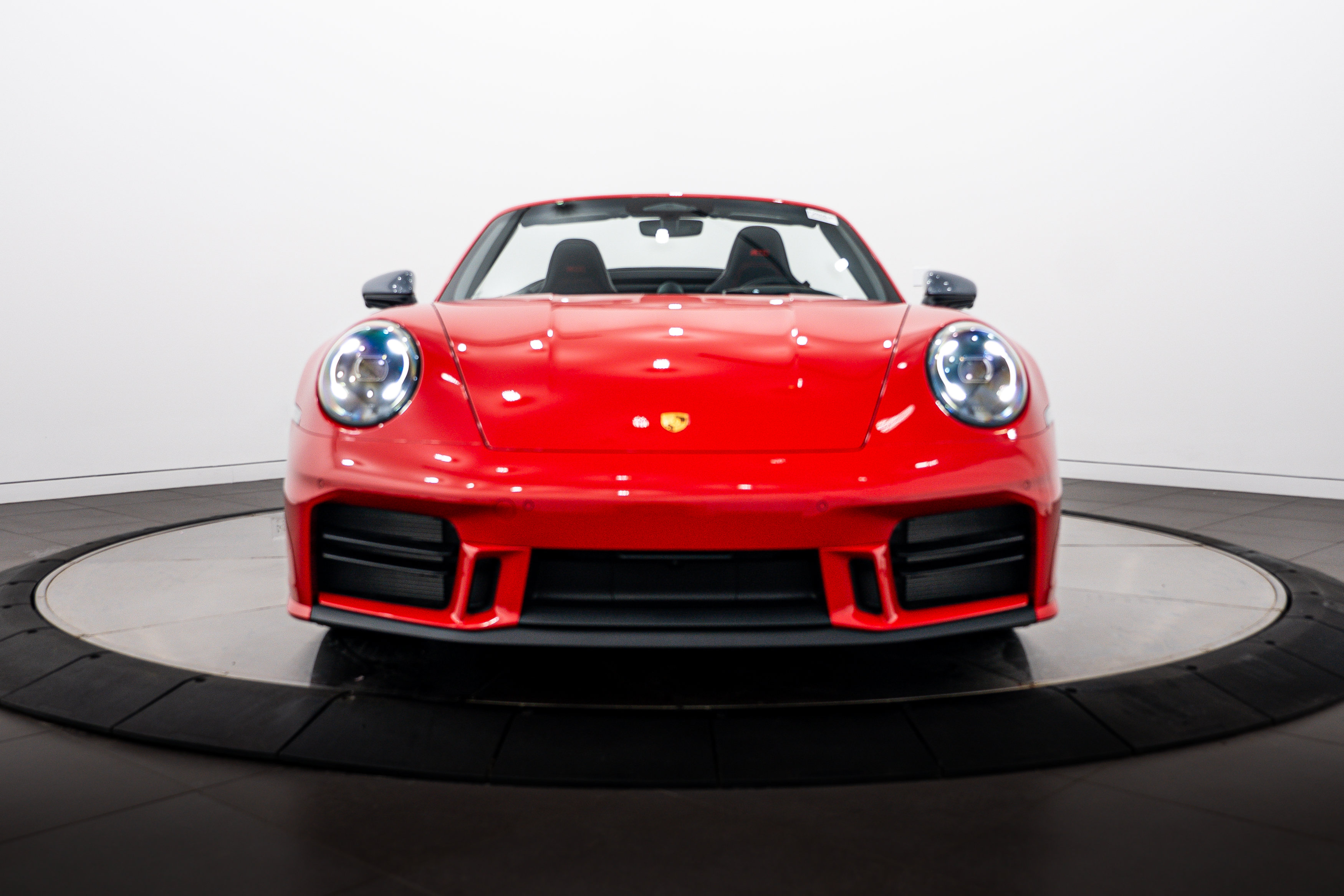 New 2026 Porsche 911 Carrera T RWD image 10