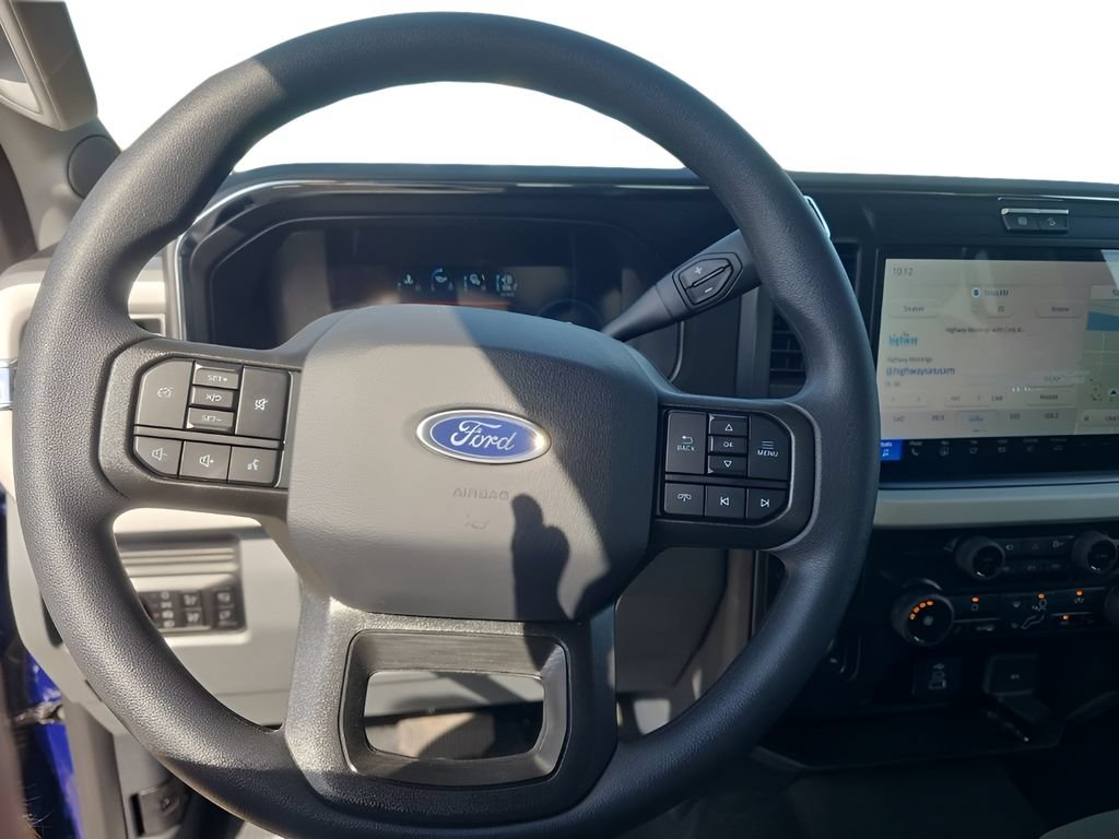 New 2026 Ford F350 XLT w/ XLT Premium Package AWD/4WD image 13