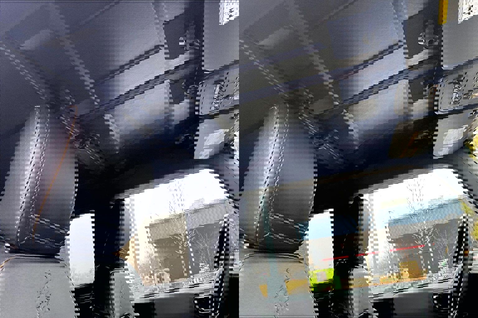 Used 2023 Ford Bronco Badlands image 27