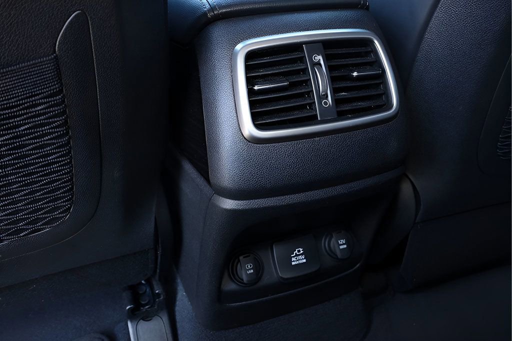 Used 2019 Kia Sorento EX w/ EX Touring Package image 15