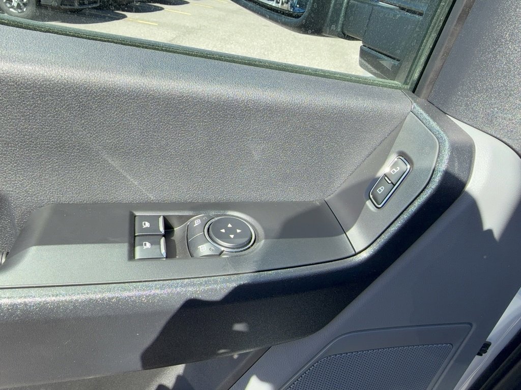 New 2026 Ford F550 2WD Regular Cab Super Duty image 34