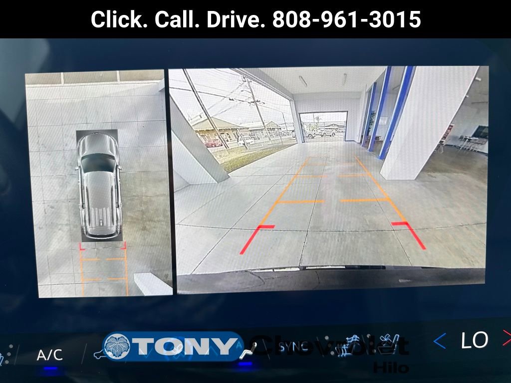 New 2026 Chevrolet Traverse RS w/ LPO, Floor Liner Package FWD image 16