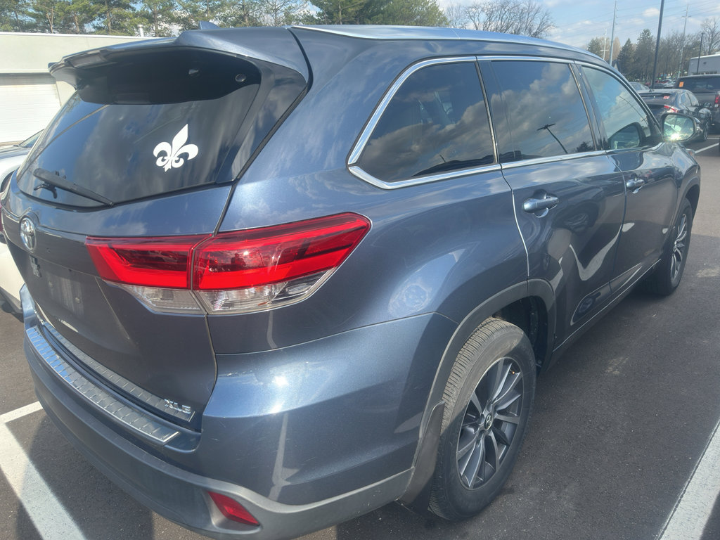 Used 2018 Toyota Highlander XLE image 6