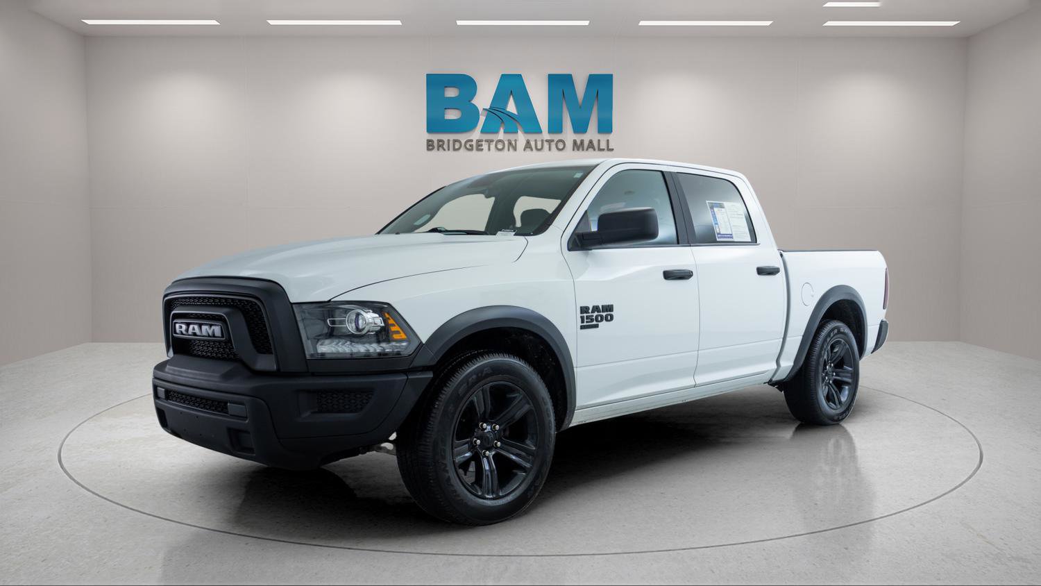 Used 2024 RAM 1500 Classic Warlock RWD image 3