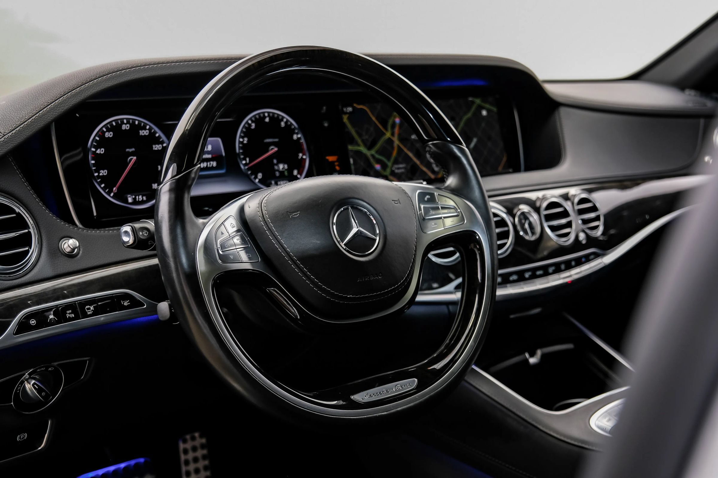 Used 2015 Mercedes-Benz S 550 Sedan image 11