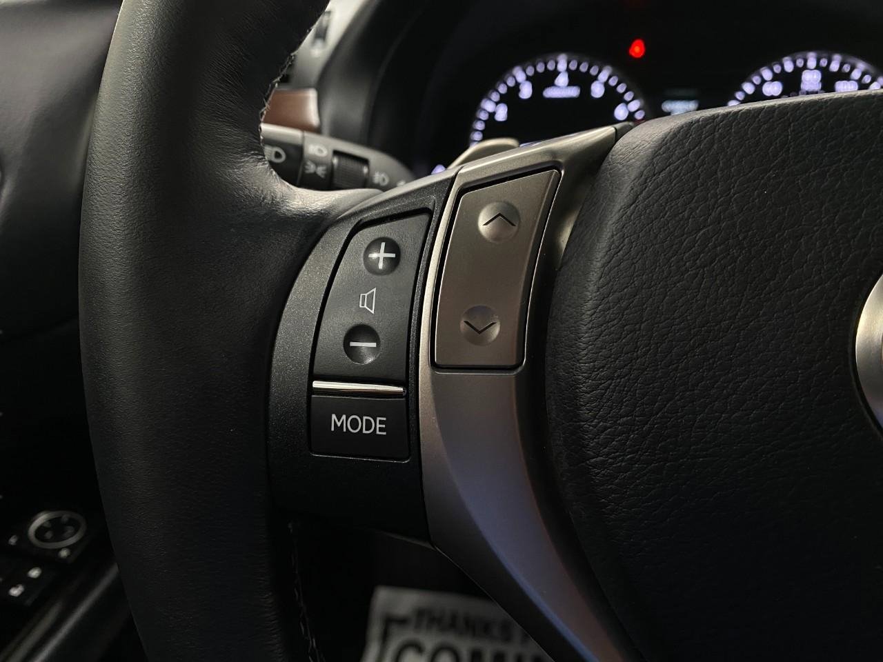 Used 2013 Lexus GS 350 AWD w/ Premium Pkg image 17