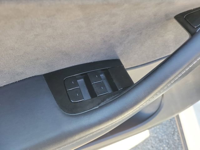 Used 2020 Tesla Model Y Long Range image 16