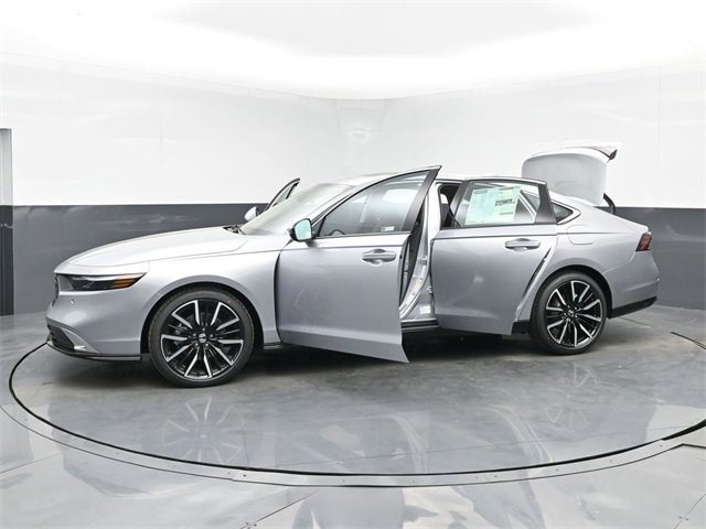 Used 2025 Honda Accord Touring image 51