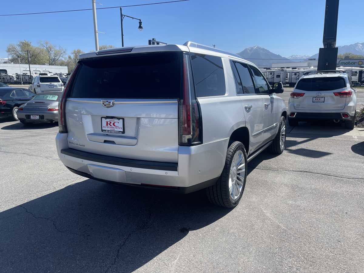 Used 2019 Cadillac Escalade Platinum image 6