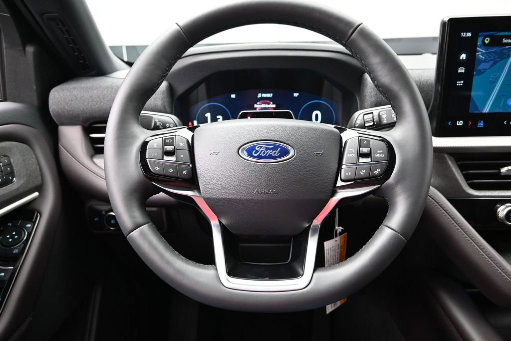 New 2026 Ford Explorer Platinum AWD/4WD image 26
