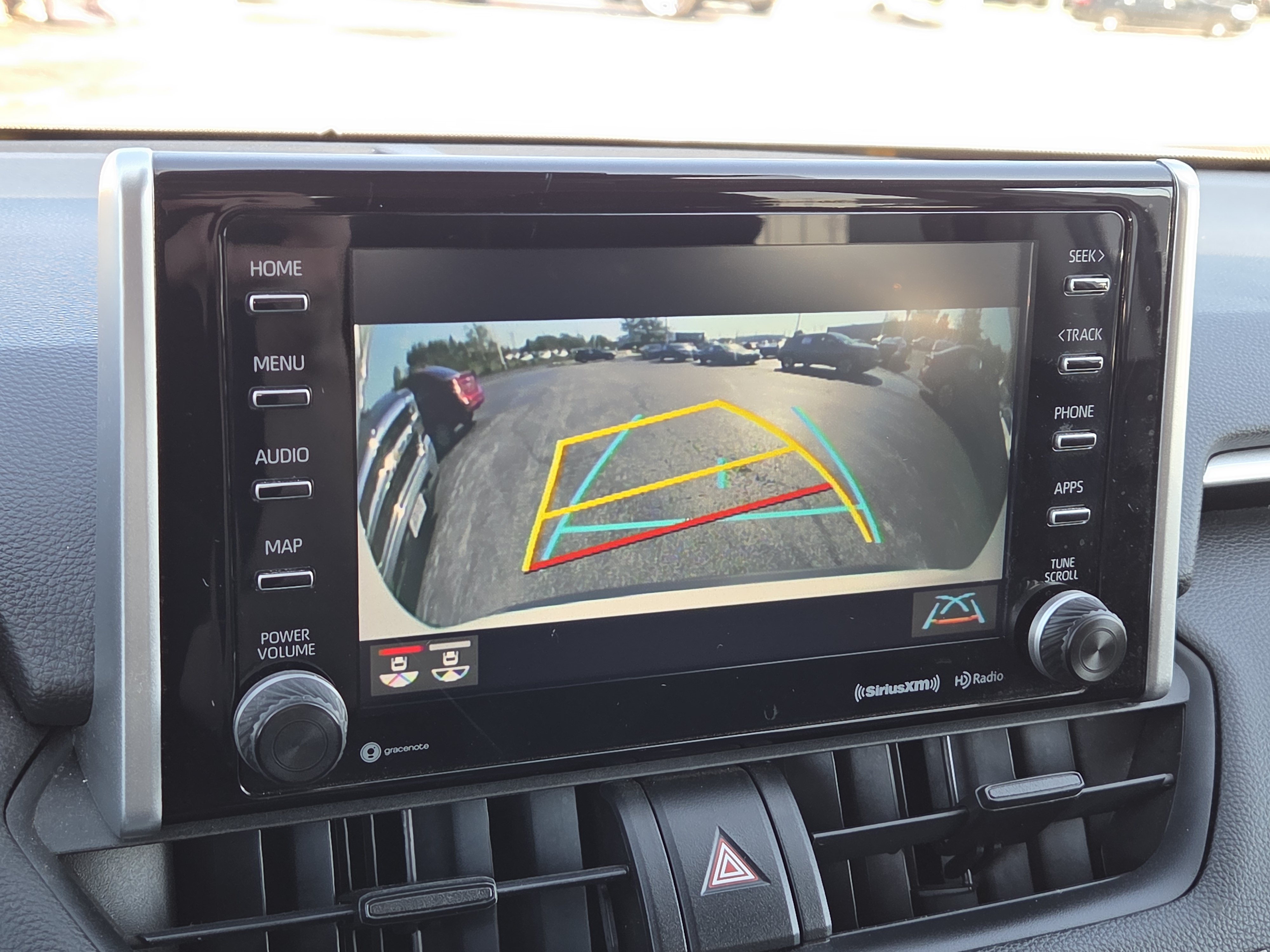 Used 2020 Toyota RAV4 XLE w/ Convenience Package AWD/4WD image 8
