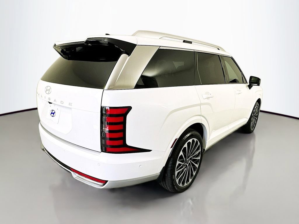 Certified 2026 Hyundai Palisade Calligraphy FWD image 5