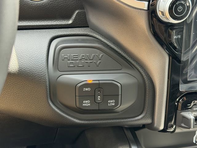 New 2026 RAM 3500 Big Horn AWD/4WD image 24