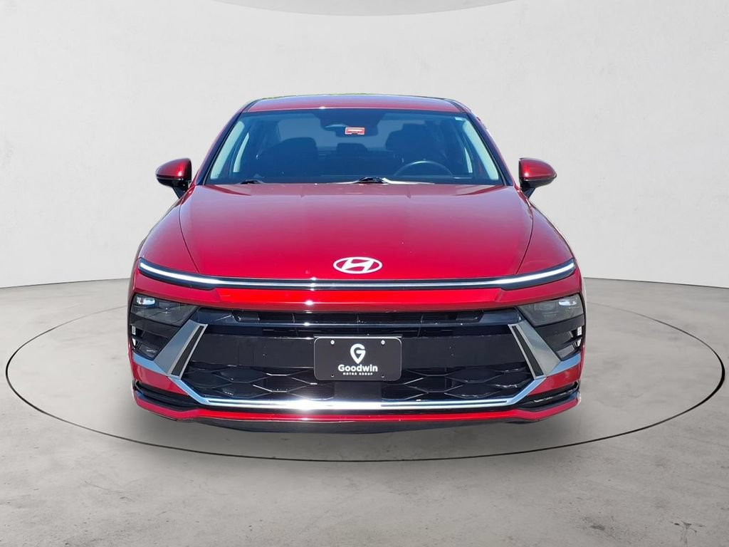 Used 2024 Hyundai Sonata SEL FWD image 2