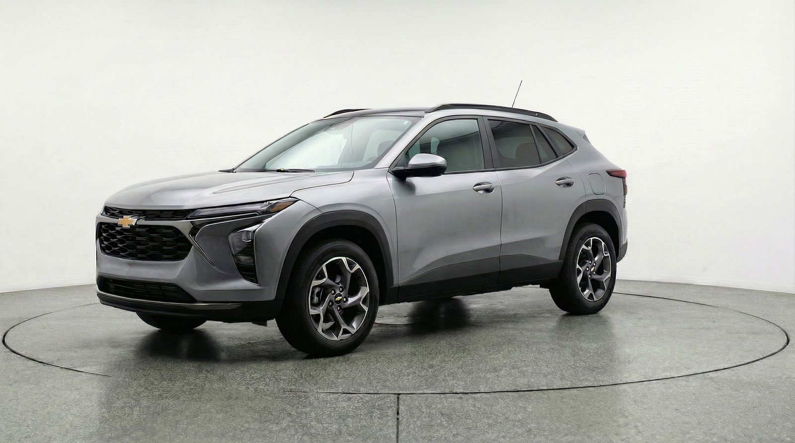 Used 2025 Chevrolet Trax LT image 3