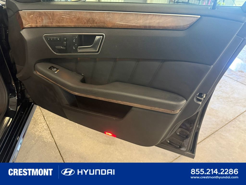 Used 2012 Mercedes-Benz E 350 4MATIC Sedan image 27