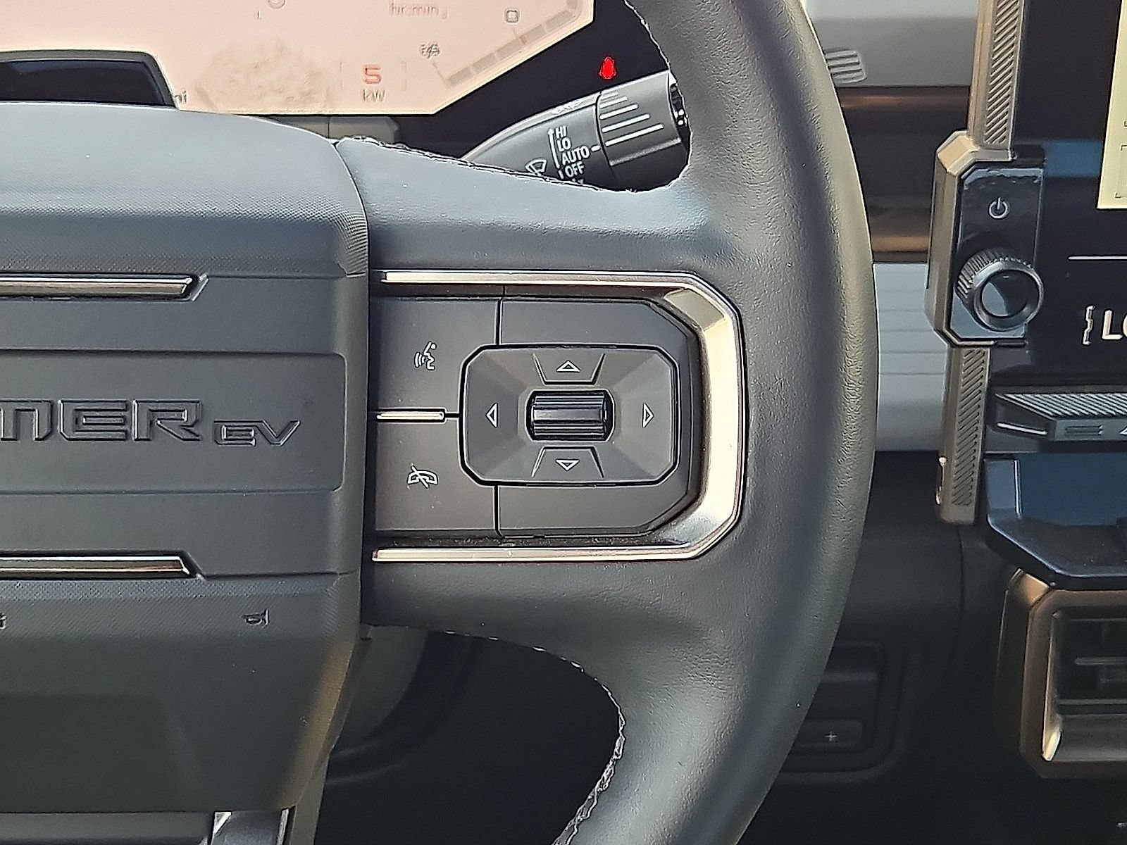 Used 2024 GMC Hummer EV 3X w/ Omega Edition AWD/4WD image 18
