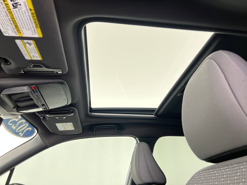 Certified 2025 Subaru Forester Premium AWD/4WD image 23