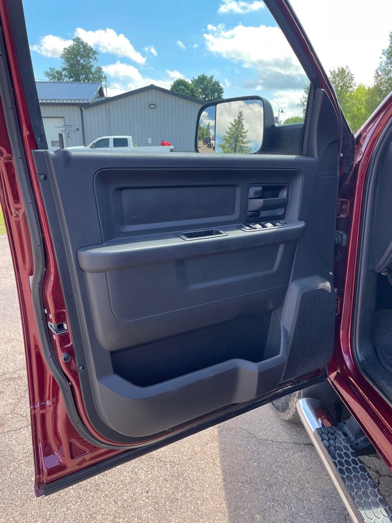 Used 2018 RAM 2500 Tradesman w/ Chrome Appearance Group AWD/4WD image 20