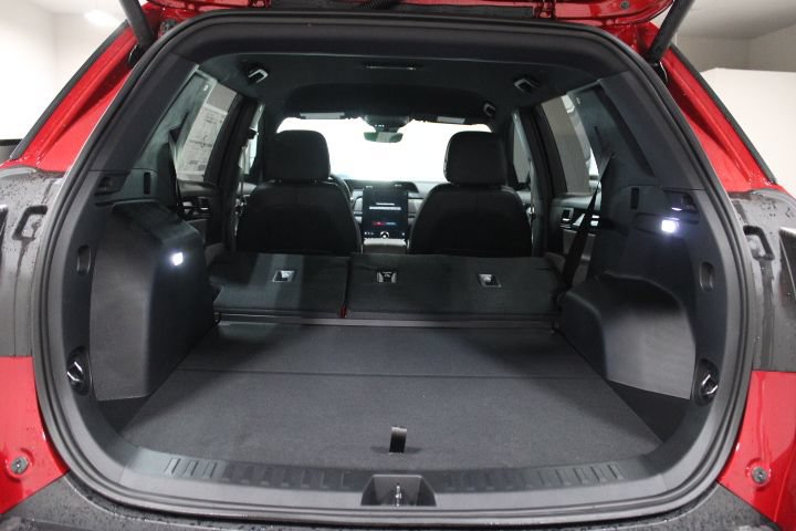 New 2026 GMC Terrain Elevation w/ Elevation Premium Package AWD/4WD image 14