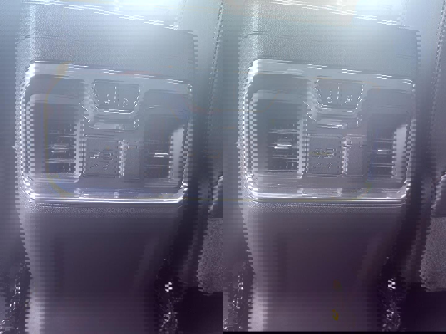 Used 2021 Chevrolet Silverado 1500 High Country w/ Safety Package II image 13