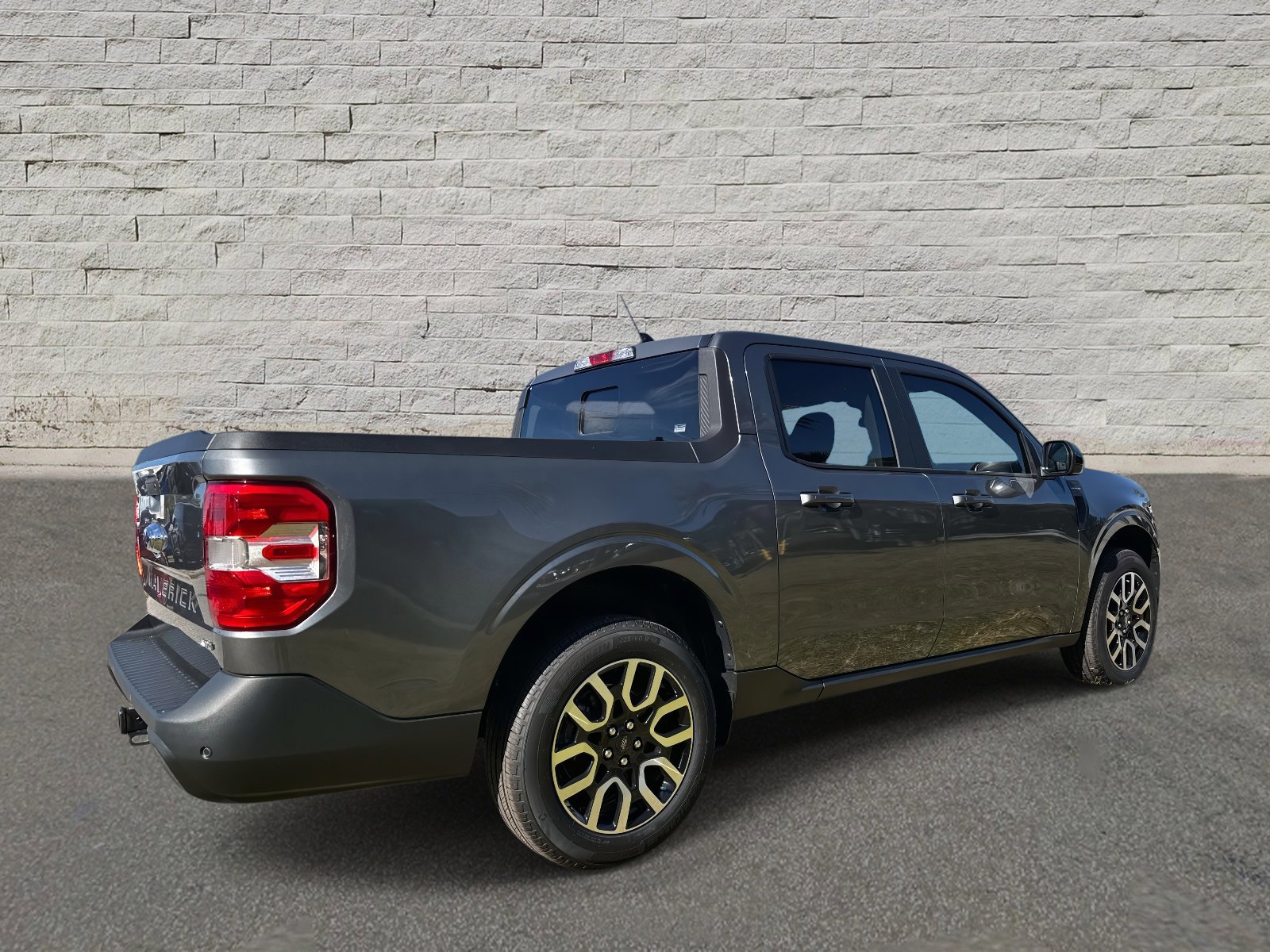 Used 2024 Ford Maverick Lariat image 5