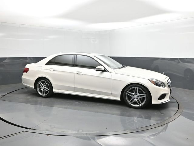 Used 2014 Mercedes-Benz E 350 Sedan image 26
