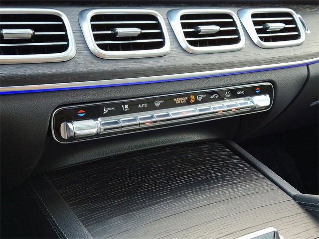 Used 2025 Mercedes-Benz GLE 350 4MATIC image 17