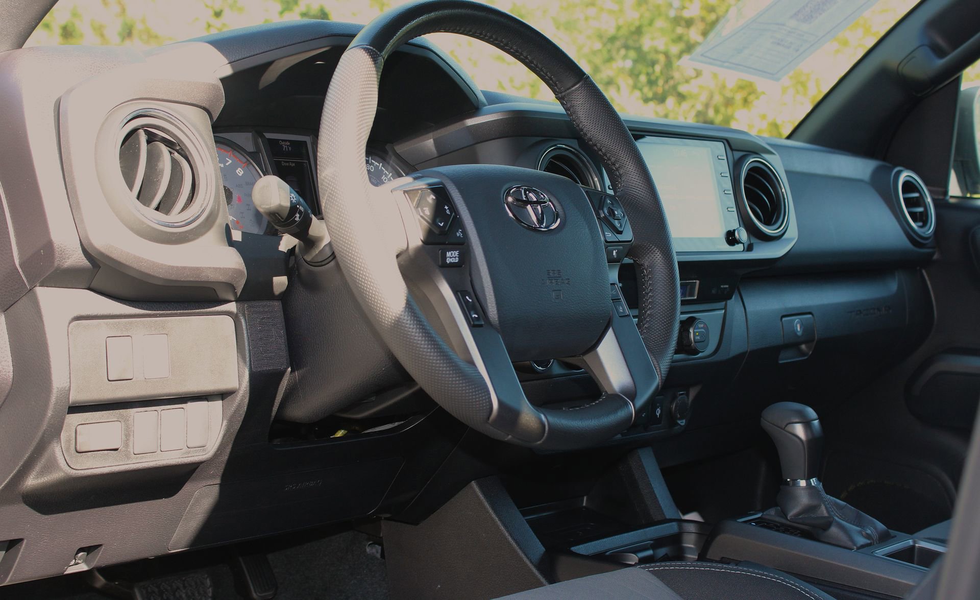 Used 2023 Toyota Tacoma TRD Sport image 16