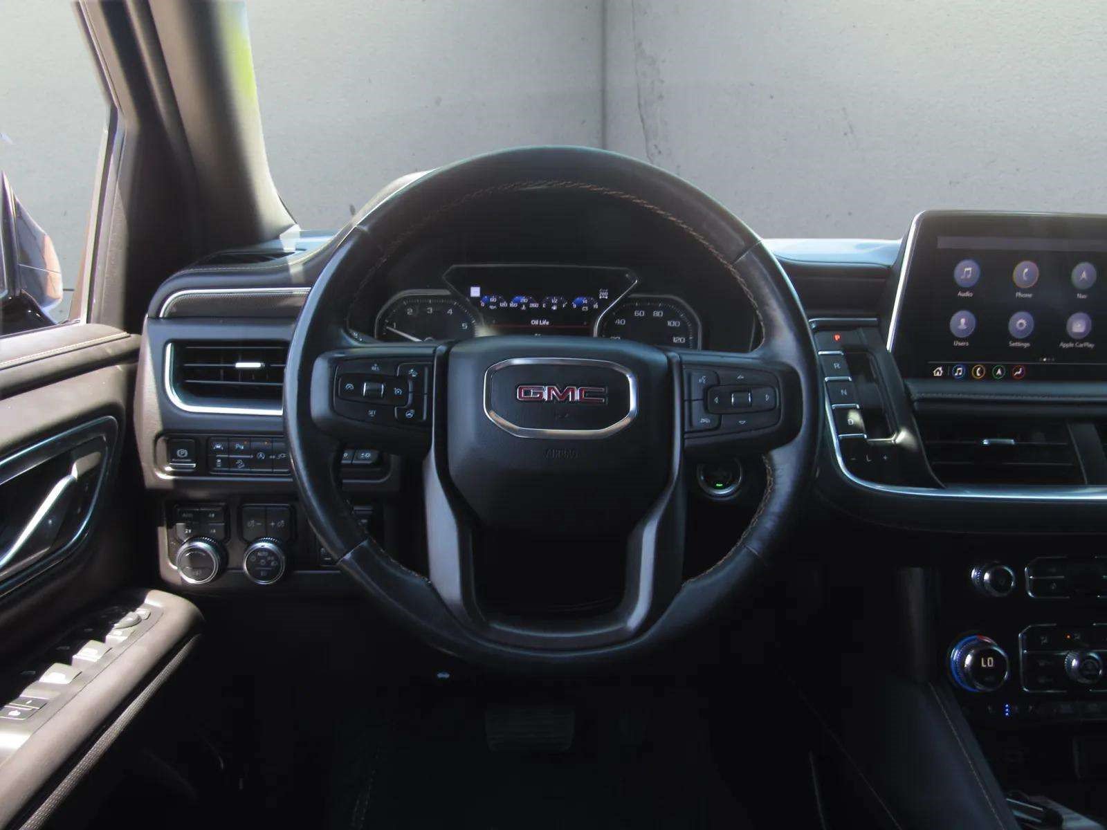Used 2021 GMC Yukon XL AT4 w/ AT4 Premium Plus Package AWD/4WD image 27