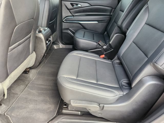 Used 2026 Chevrolet Traverse LT AWD/4WD image 30