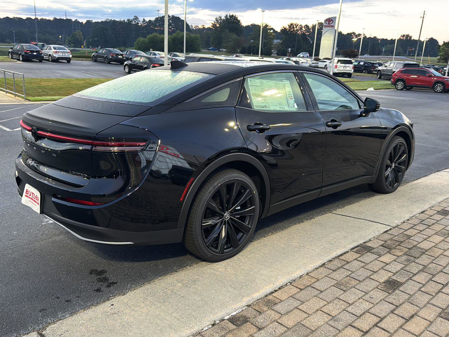 New 2026 Toyota Crown Nightshade image 5