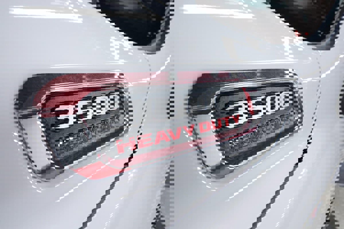 Used 2024 RAM 3500 Tradesman w/ Chrome Appearance Group image 31