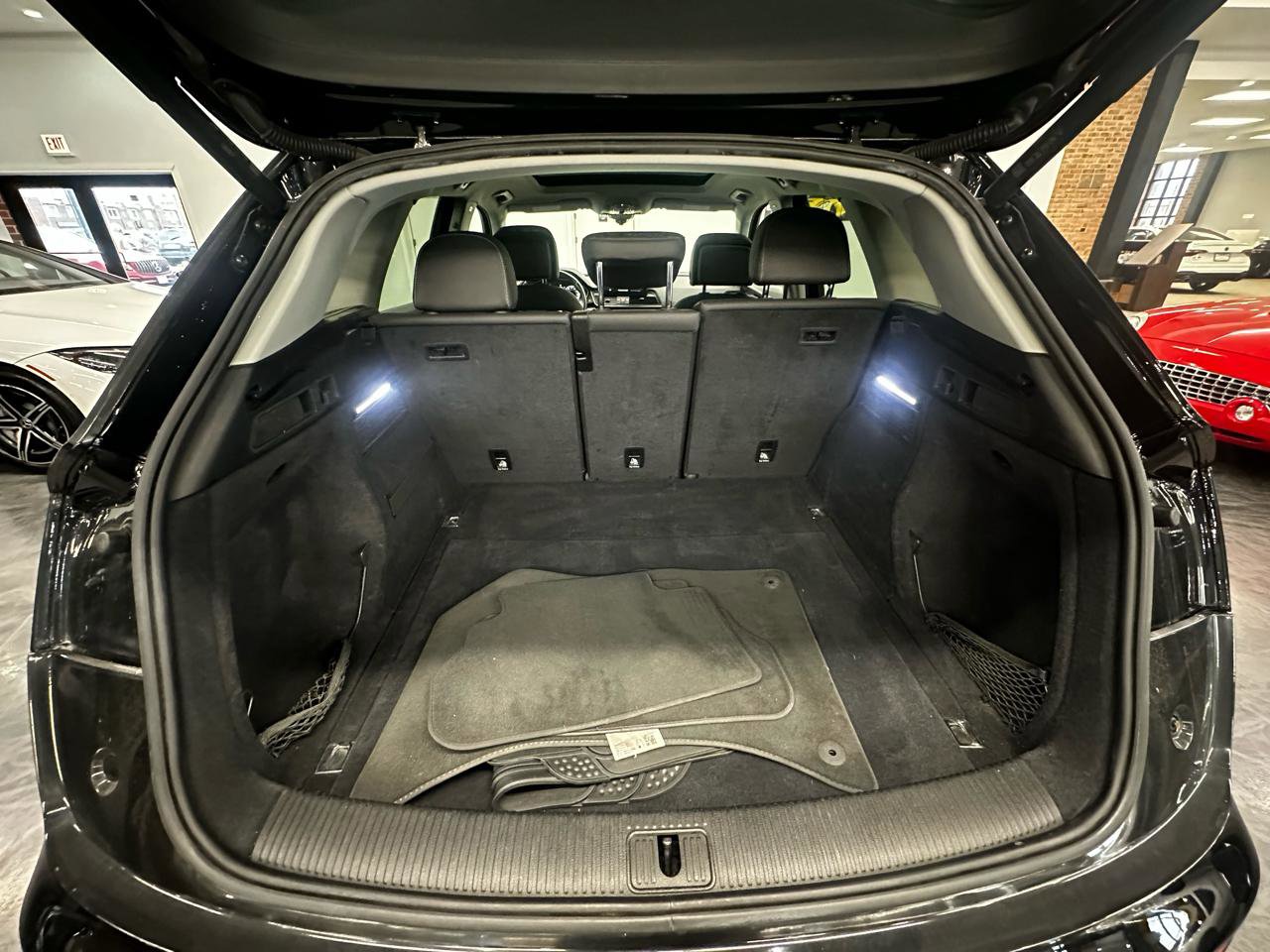 Used 2022 Audi Q5 2.0T Premium Plus AWD/4WD image 17