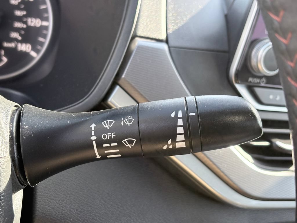 Used 2024 Nissan Altima 2.5 SR FWD image 16