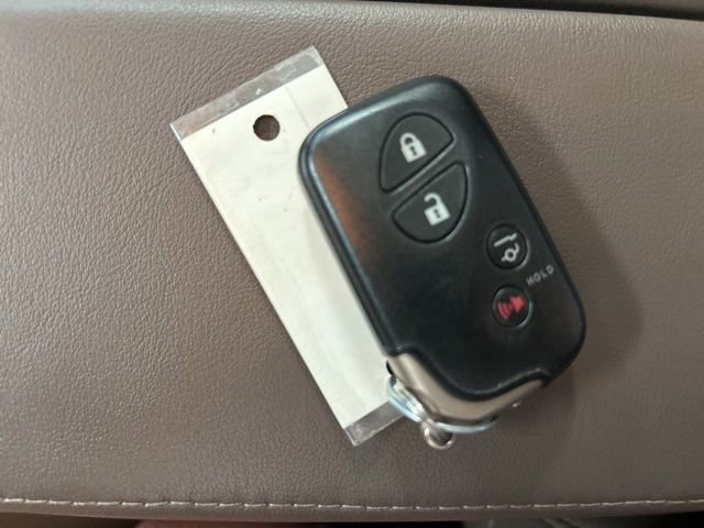 Used 2014 Lexus GX 460 Luxury w/ Preferred Accessory Package image 35