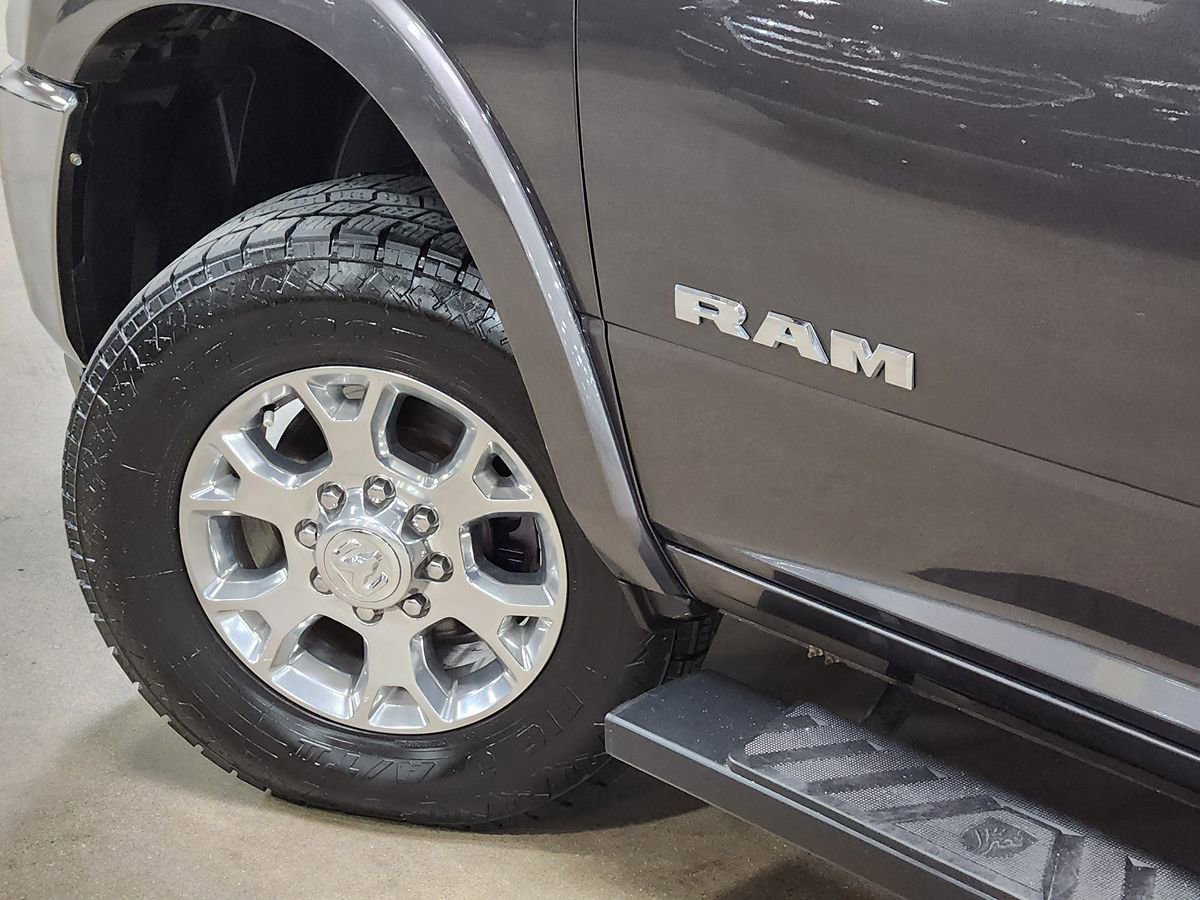 Used 2022 RAM 2500 Laramie AWD/4WD image 23