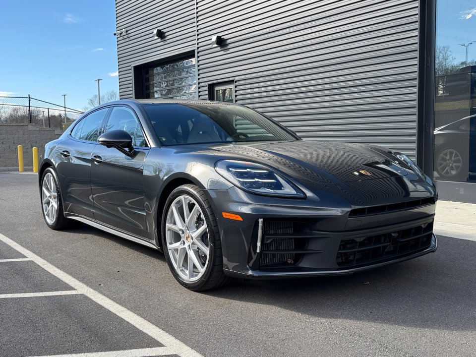 New 2026 Porsche Panamera image 9