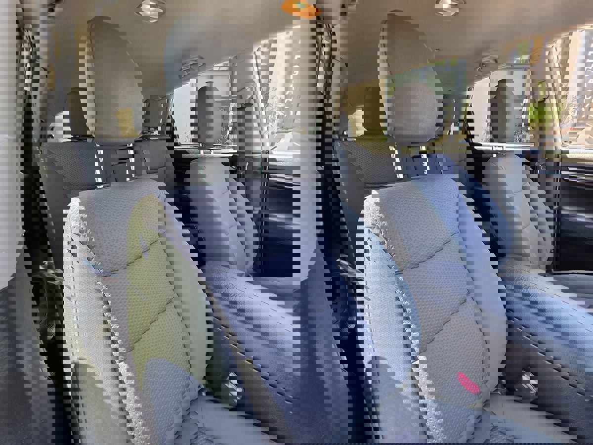 Used 2013 Kia Sorento LX w/ Third Row Pkg image 20