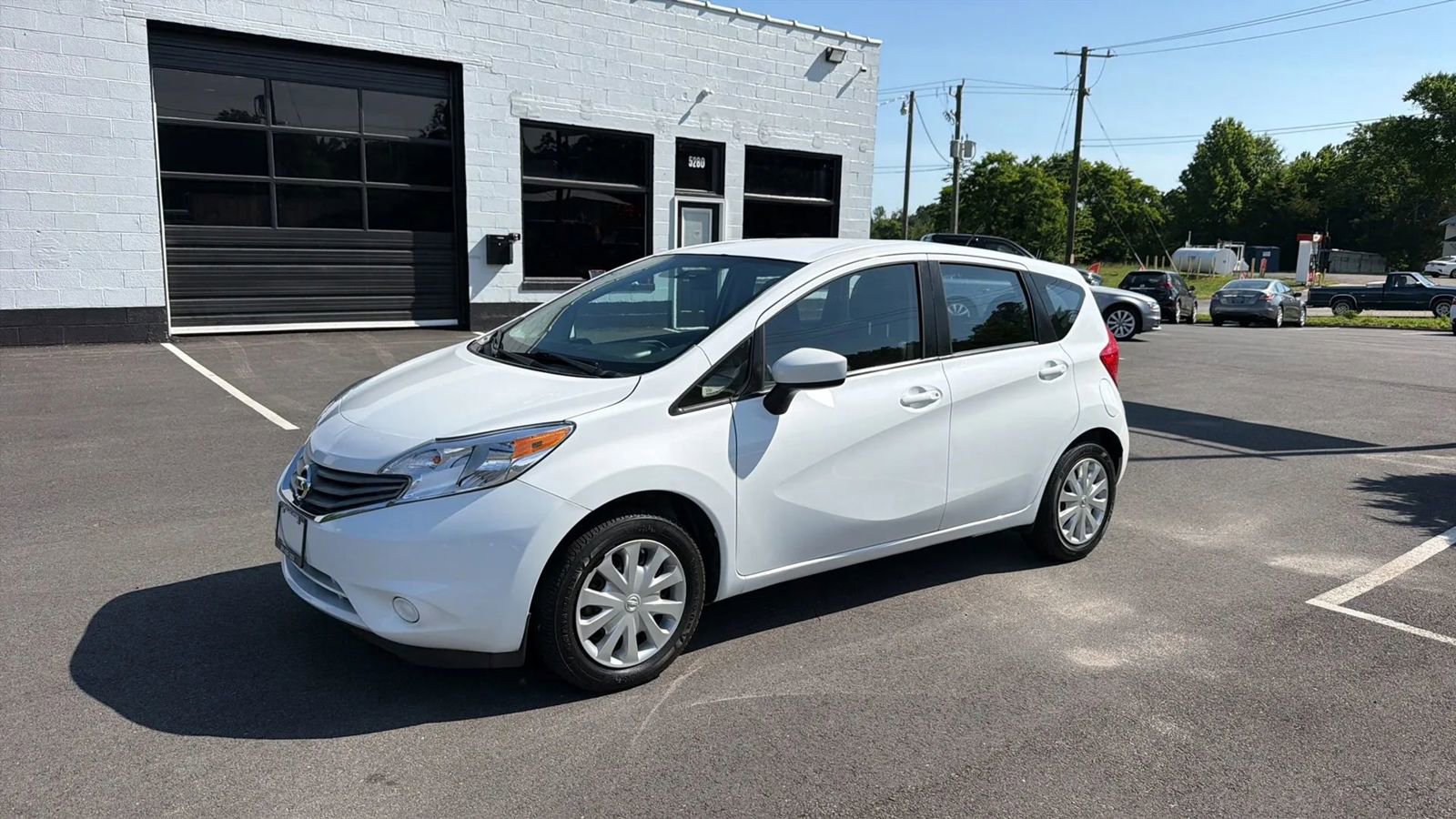 Used 2015 Nissan Versa Note SV FWD image 3